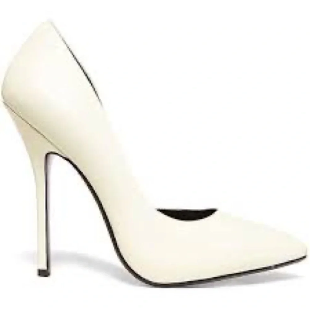 Steven by Steve Madden Newbee White Pumps - Picture 2 of 8
